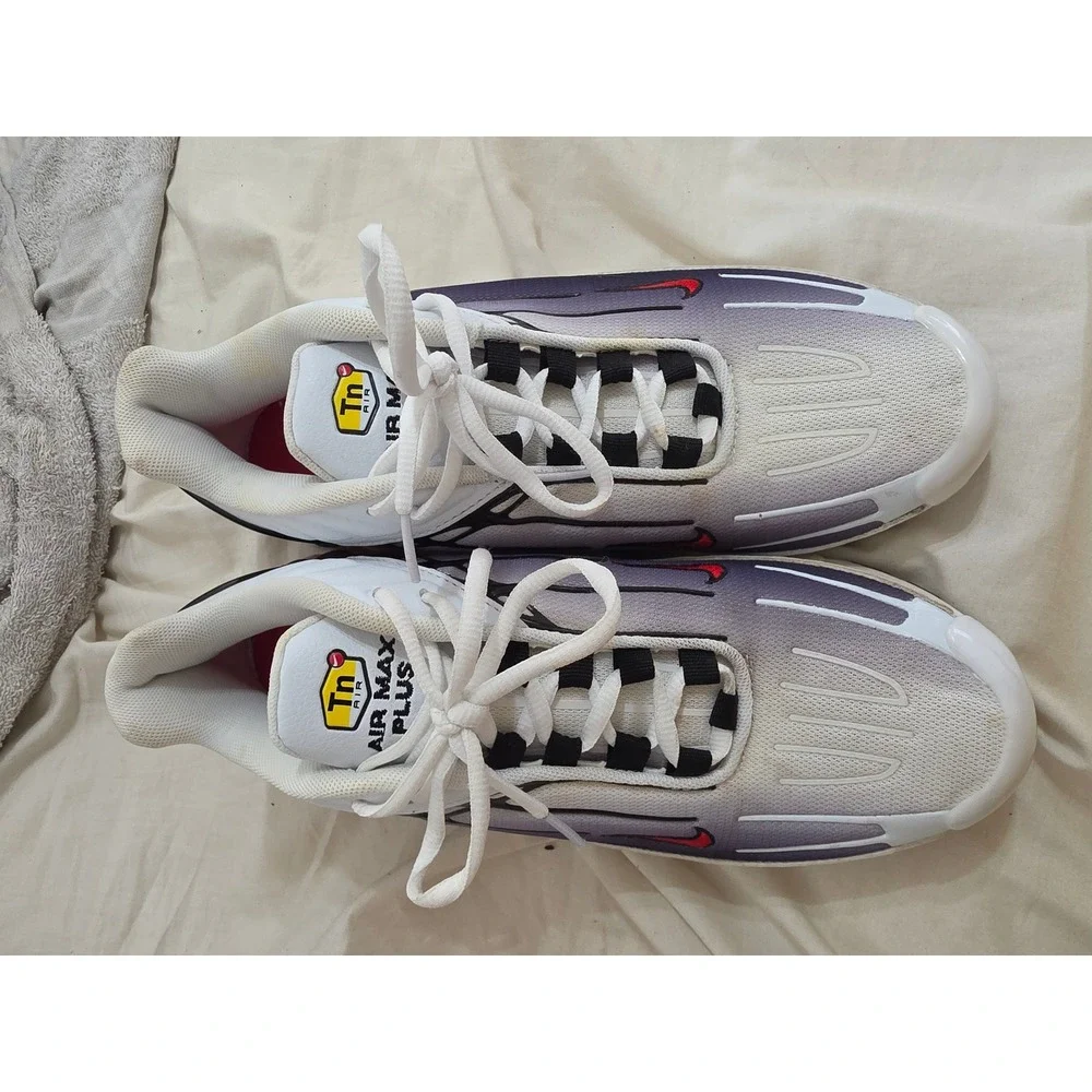 Nike‎ Air Max Plus 3 White Black University Red CK6715-101 Mens 9.5